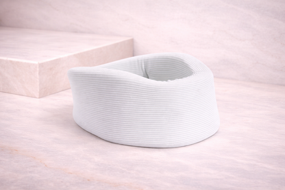 Bacqueen Neck Lifter